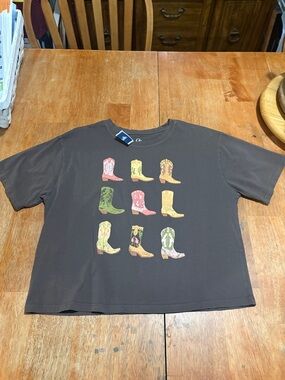 NWT cute t shirt with Cowboy boot print